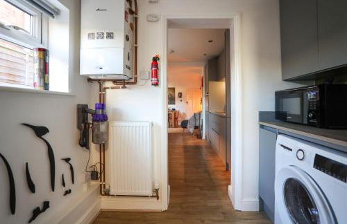 Vibrant 2 Bed, 2 Bath Home, Just Minutes to Town! - Foto 19