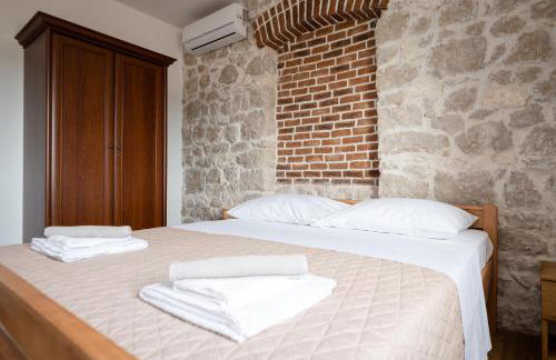 Didova kuća, Holiday home with Private pool near Rogoznica,Sleeps 9 - Foto 55