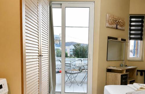 Dolphin Studio - Photo 2