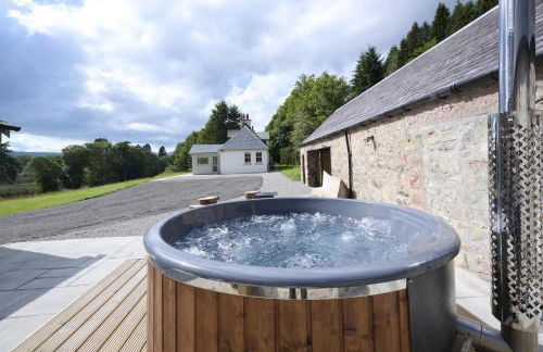 Middleton Farmhouse - Photo 18