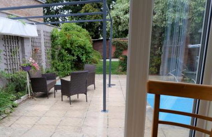 Colchester Sunny Apartment with Pool and EV Car Point - Foto 16