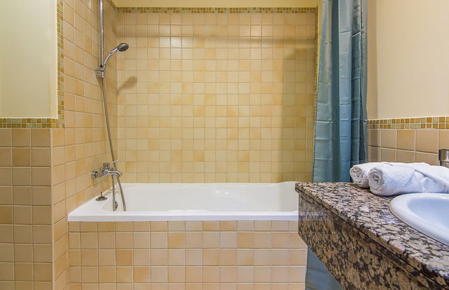 Jbr Very Cozy 2 Br Apartment High Floor Sea View - Foto 16