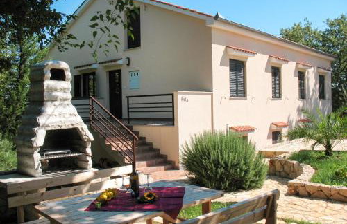 Apartment Urdih-1 by Interhome - Foto 2