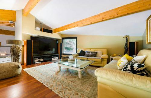 Japanese-Inspired Villa Facing Pic Saint-Loup - Foto 11