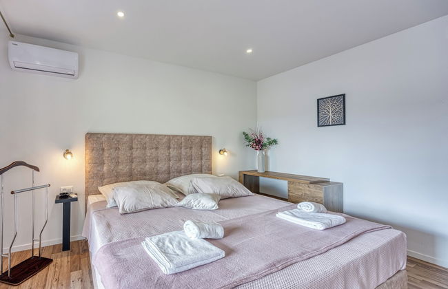 Amazing Pool Villa Nika - Foto 6