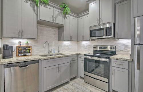 Private Patio Edinburg Couples Retreat! - Foto 11