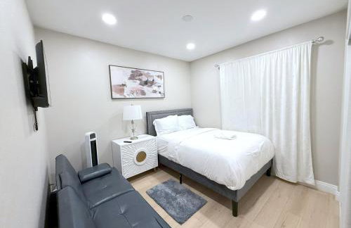 Exotic Homes Gillespie Dr by SD stay - Foto 45