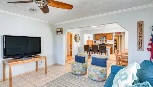 Less Than 1 Mi to Beach! Family-Friendly Galveston Home - Foto 4