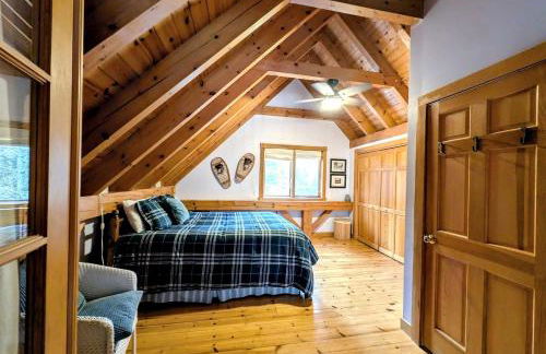 Bright Post & Beam Retreat with Fire Pit & Game Room Near Acadia | Sorrento, Maine - Foto 8