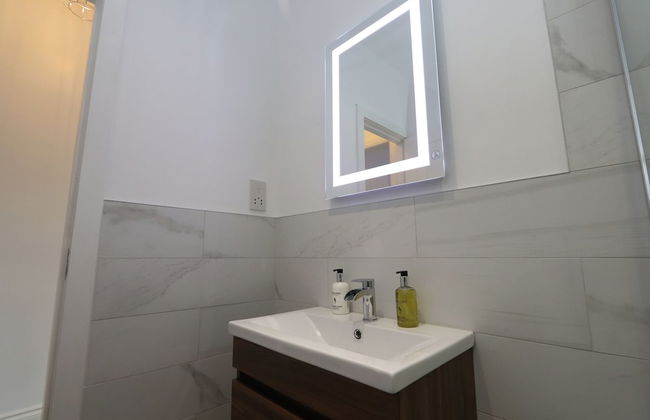 Dollar Apartments at 39 - Photo 31