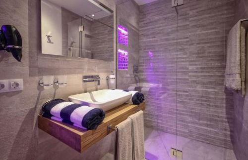 Modern exclusive Villa with Pool and Mountain View - Foto 4