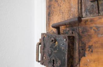 Historische Wohnung mit gehobenem Ambiente - Foto 9