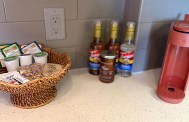 Ember Skyline Suite - Photo 11