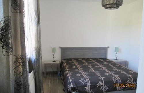 Modern holiday home in Crux-La-Ville with terrace - Foto 61