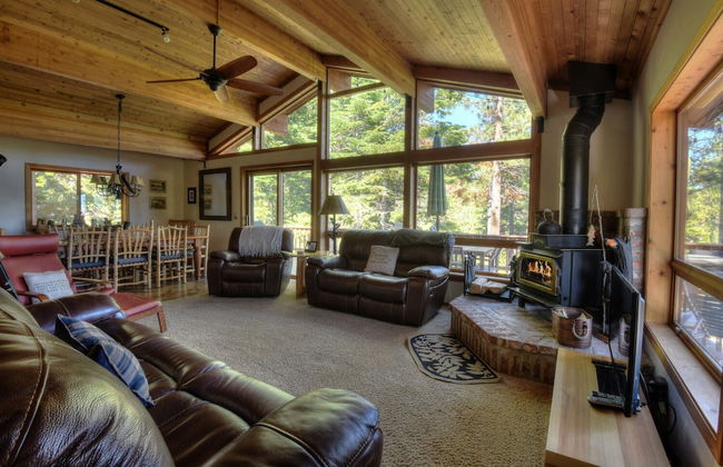 Vista Point 5 min to Kings Beach! - Foto 9