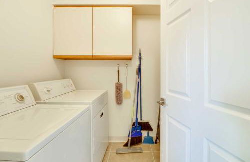 Beautiful Bigfork Condo with Hot Tub Access! - Foto 24