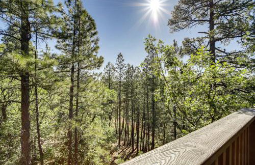 Deck and Scenic Views Munds Park Cabin! - Foto 29
