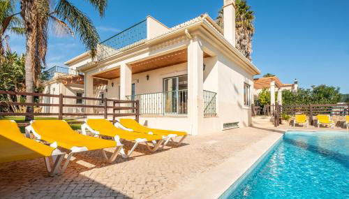 Villa Cordeiro - Heated Pool - Free wi-fi - Air Con - Foto 3