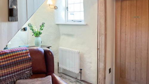 Cobble Cottage - Photo 5