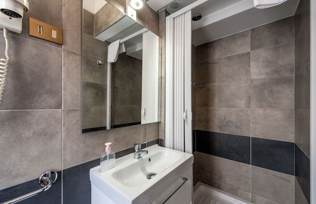 Alessandro a San Pietro Best Bed - Photo 29