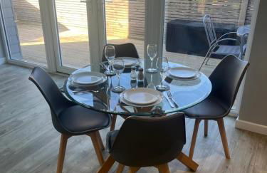 Modern apartment near the beach free parking - Photo 20