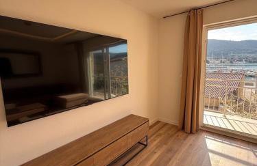 Villa Lungomare-Large Waterfront Apartment -Lungomare Promenade 6 - Foto 13