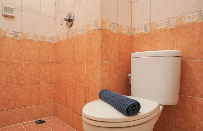 Strategic for 4 Pax 2BR City Home Apartment near MOI - Photo 16