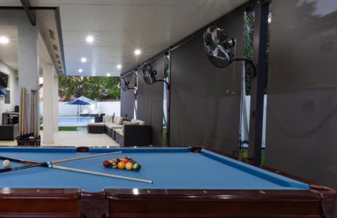 Miami Getaway Heated Pool Villa with Mini Golf & BBQ - Foto 22