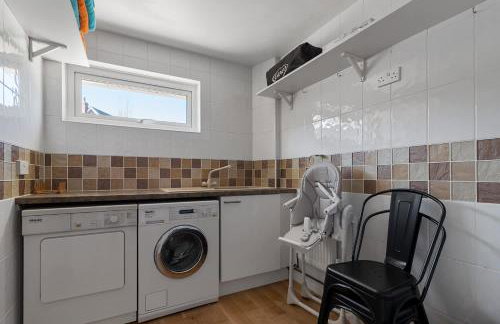 Springfield Deer View -No Commercial Sign written Vehicles,Private Hot Tub , 2 Dogs Max,Fishing Nearby & Communal Swimming Pool ,Pool open April to September - Foto 40