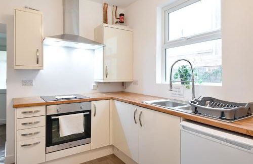 5 Bed - 2 Bath - Ideal for Work Crews - Foto 24