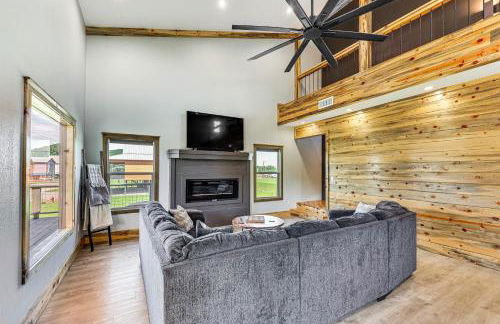 Family Tradition Glenwood Cabin with River Access! - Foto 5