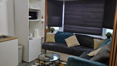Femros Apartments, 15mins to city center. - Foto 2
