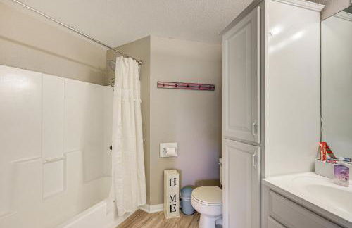 Bandera Carriage House with Medina River Access! - Foto 11