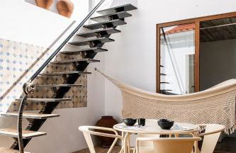 BnB Homes Modern Cozy Townhouse with 2 bedrooms and patio in the Old Town - Photo 11