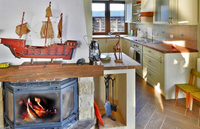 Holiday House by the Lake With a Fireplace - Photo 24