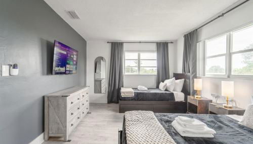 Modern Chic Getaway - Sleeps 11 - Palmwavestays - Foto 2