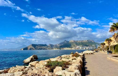 Modern 3-Bedroom with Padel and Pool Access - Photo 21