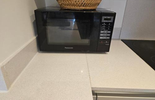 Stylish 1BDR Flat with 24hr Concierge East Croydon - Foto 12