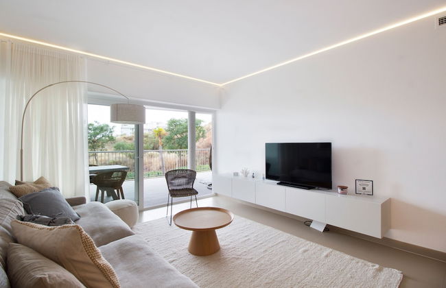 Happy Travel South Beach 5-2b - Photo 3