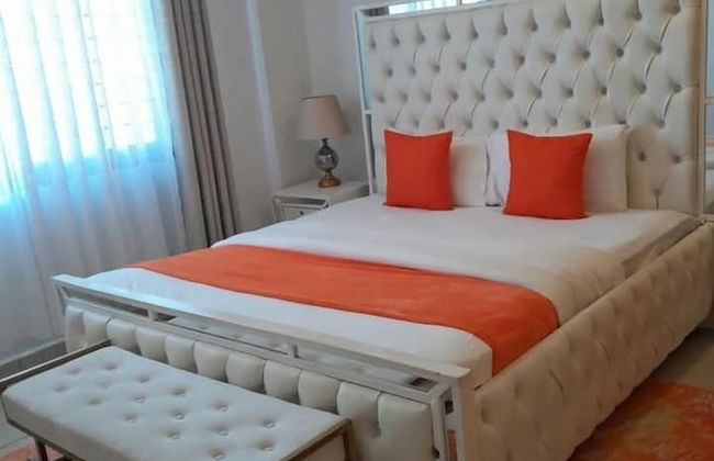 Lux Suites Jumbo Apartments kisumu - Foto 1