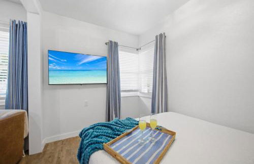 107-Waterfront-Walk to beach-Lovely - Foto 12