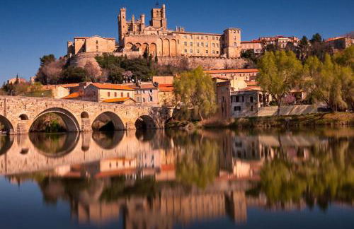 Studio BLEU, Neuf, classé 3 étoiles, Clim, Wifi, Lave-linge, Lit King Size, au calme et à 800m des plages de Valras Plage - Foto 10
