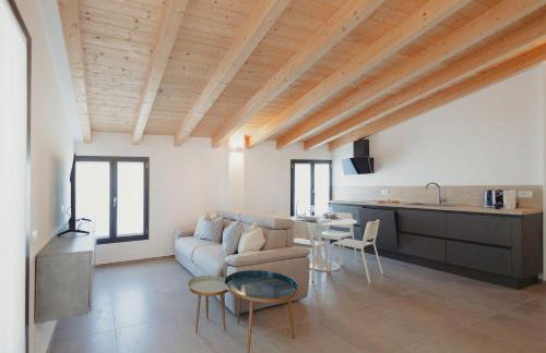 GoHost - The Corridor near the Station - Foto 6