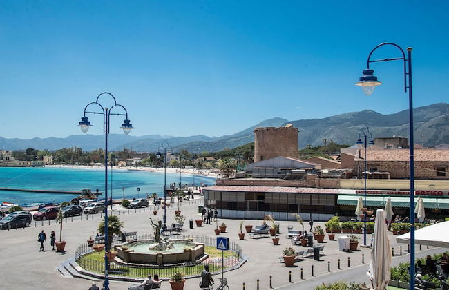 Casetta vista mare in piazza a Mondello - Foto 17