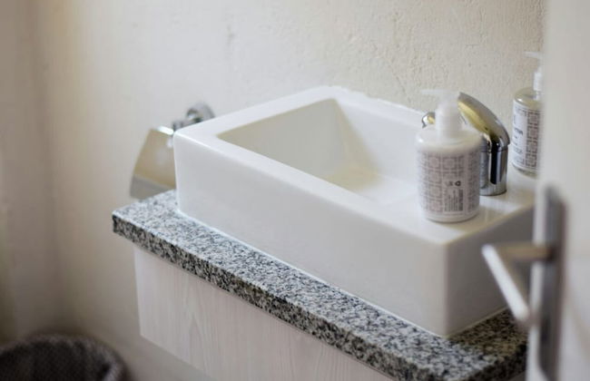 Johannesburg Apartment - Photo 12