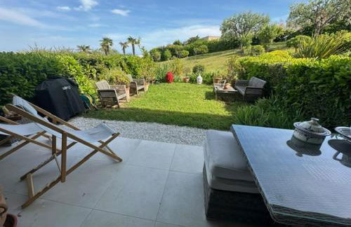 Spacieux appartement, Jardin, vue mer, calme - Photo 4