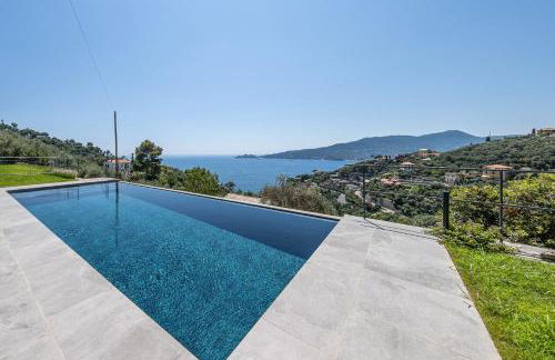 VILLA DUFOUR 1 Lusso, Spazio e Vista Mare - Foto 1
