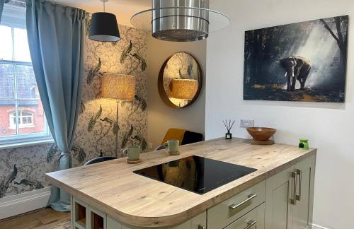 Cozy & unique two bedroom apt in the heart of town - Foto 7