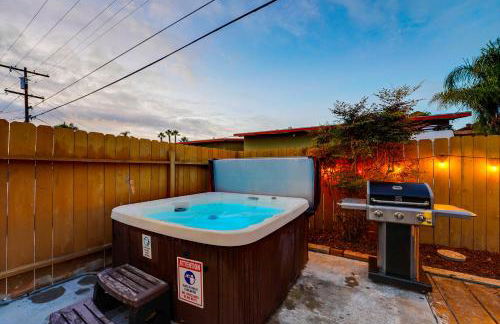 Pacific Paradise - Large Patio, Hot Tub, Short Walk to Beach, & Parking - Photo 26