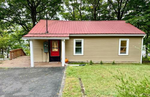 Cayuga lake cottage with private lake access - Foto 17